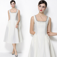 Elegante Vestido Midi Sin Mangas con Cuello Cuadrado y Decoración de Pedrería para Mujer, Color Blanco, Estilo Hepburn, para Primavera y Otoño
