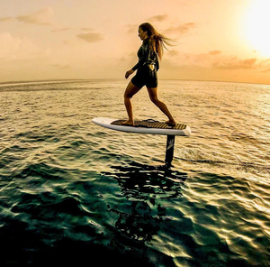Planche de surf électrique personnalisée en fibre de carbone, planche de foil électrique SUP, planche de surf hydrofoil - Product Image 5