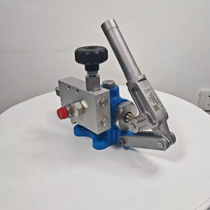 مضخة يدوية سائلة مزدوجة الفعل من نوع HANSA-TMP GL40 - Product Image 1