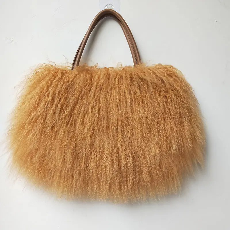 ヨーロッパの女性の長い毛皮のバッグ屋外のカラフルな高級ビーチウールショルダーバッグ女性のための人気のスタイルのハンドバッグ