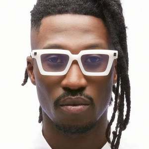 Gafas de Sol Cuadradas Retro con Remaches de Doble Color para Mujer, Protección UV400, Estilo Ojo de Gato, para Hombre, Novedad 2023 - Product Image 1