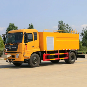 Camión Cisterna de Agua Dongfeng 4x2 con Volante a la Izquierda, Camión de Limpieza de Alta Presión, Cisterna de Agua de 10000 Litros - Product Image 1