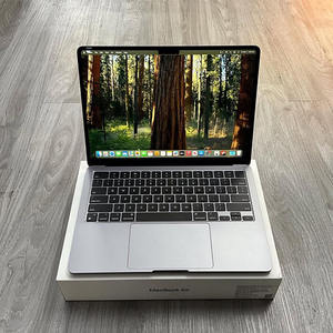 MacBook Air M1 de 13 Pulgadas Color Plata Modelo 2020 A2337 con 8G de RAM y 256G SSD en Venta - Product Image 2