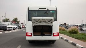 Nuevo Minibús Coaster 2025 con Techo Alto, 4.2L, 11-20 Asientos, Diésel, Motor Delantero, Emisión Euro <span class=keywords><strong>6</strong></span>, Transmisión Manual, Volante a la Izquierda, Blanco - Product Image 5