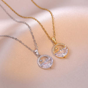 AA016255 chapado en oro delicado cristal circón círculo signo de <span class=keywords><strong>la</strong></span> suerte collar cobre estrella <span class=keywords><strong>Luna</strong></span> colgante gargantilla joyería Mujer - Product Image 1