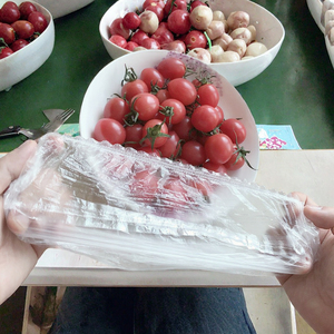 Pellicola <span class=keywords><strong>Estensibile</strong></span> Trasparente in PE Riutilizzabile ed Elastica per Uso Domestico, Copertura per Alimenti di Grado <span class=keywords><strong>Alimentare</strong></span>, Morbida Pellicola per Mantenere la Freschezza di Ciotole nel Frigorifero - Product Image 3