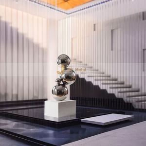 Escultura de Monumento Art Deco Personalizada de Acero Inoxidable M118 con Características Impermeables y Duraderas, Montaje en Suelo para Parques Conmemorativos - Product Image 4