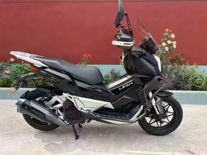Motocicletta Usata Lifan ADV150 a Benzina con Iniezione Elettronica, Raffreddamento ad <span class=keywords><strong>Acqua</strong></span>, Quattro Valvole - Product Image 2