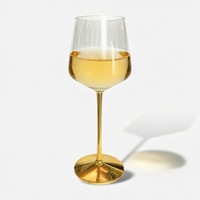 Verres à vin en plastique réutilisables à longue tige dorés Crystal Clear Retro Style pour les grands événements, les fêtes, les mariages et les réceptions