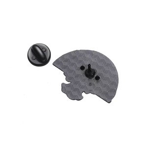 Pin de Esmalte Suave con Diseño Divertido y Creativo de Fantasma Feliz, Personalizado con el Mensaje 'You're Next', Pin de Arcoíris, Accesorios Lindos para Halloween, Manualidades Metálicas - Product Image 6