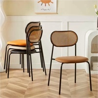 Chaise de salle à manger de style nordique moderne, siège en cuir et dossier en rotin canné, empilable, pour la maison, le bureau, l'hôtel, le restaurant