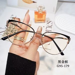 眼鏡フレームメタルファッションレディースキャットアイアンチブルーライトブロッキング眼鏡メガネ光学フレームGafas - Product Image 2