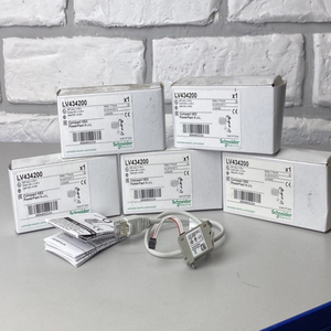Plc 1ps Ulp <strong>Wiring</strong> Accessory, Compact Nsx, Cord, 0.35m Volta Below 480vac for Warranty Product - Product Image 1