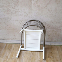 Fauteuil de jardin d'extérieur en corde tressée, chaise de patio empilable avec dossier et accoudoirs tissés, structure en plastique pour balcon, bord de piscine, terrasse