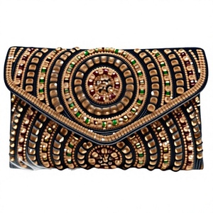 Bolso de Noche Elegante de Diseño Artesanal para Damas, Bolso de Mano para Novia, Bolso de Mano Exclusivo Hecho a Mano para Bodas - Product Image 4