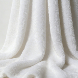 Offre Spéciale – <span class=keywords><strong>Tissu</strong></span> <span class=keywords><strong>Polaire</strong></span> <span class=keywords><strong>Minky</strong></span> Flanelle Double Face <span class=keywords><strong>Blanc</strong></span> 250, 280, 300 g/m² Personnalisable pour Sublimation – Vente en Gros - Product Image 4