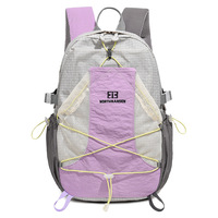 Sac à dos de randonnée extérieur léger en polyester imperméable grande capacité avec fermeture éclair et imprimé lettres pour femme – Sac à bandoulière décontracté