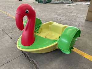 เรือพลาสติกแบบพกพาสำหรับเด็กเล่นน้ำกลางแจ้ง รูปทรงหงส์ พร้อมไม้พาย - Product Image 3