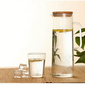 Carafe à eau en verre moderne de 33 oz en gros, carafe à eau en verre transparent avec couvercle en bambou - Product Image 4