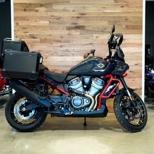 Motocicleta Todoterreno y de Carretera Explorer PACVO de Alto Rendimiento - Product Image 1