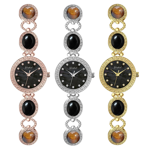 Montre-bracelet pour femme Gezfeel, pierres précieuses rouges et vertes, acier inoxydable, mouvement à quartz analogique rond, 30 mm, style élégant - Product Image 5