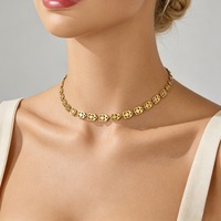 Ensemble tendance de bracelet et collier pour fille, motif étoile creuse et maillons carrés, plaqué or, pour usage quotidien, vente en gros TGXL14579