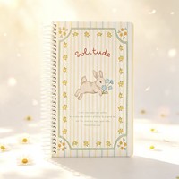 Cuaderno de Regalo Little Rabbit A5S, 100 Hojas, Encuadernado en Espiral con Páginas Interiores Impresas a Color, Encuadernación en Espiral Resistente para Uso Escolar