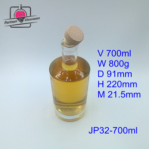 Botella de Vidrio Vacía de 700 ml para Vodka, Brandy, Whisky/Ron/Licor con Tapón de Corcho - Product Image 4