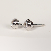 Nouvelle conception 2023 de l'usine : Petites boucles d'oreilles tendance en laiton découpé CNC, style balle, pour hommes et femmes