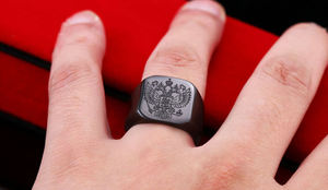 Anillo grabado personalizado de acero inoxidable, pintura negra, masónico - Product Image 5