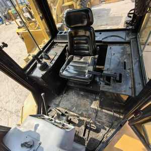 รถดันดินตีนตะขาบ Caterpillar CAT D7G มือสอง เครื่องยนต์ญี่ปุ่นแท้ สำหรับใช้งาน - Product Image 6