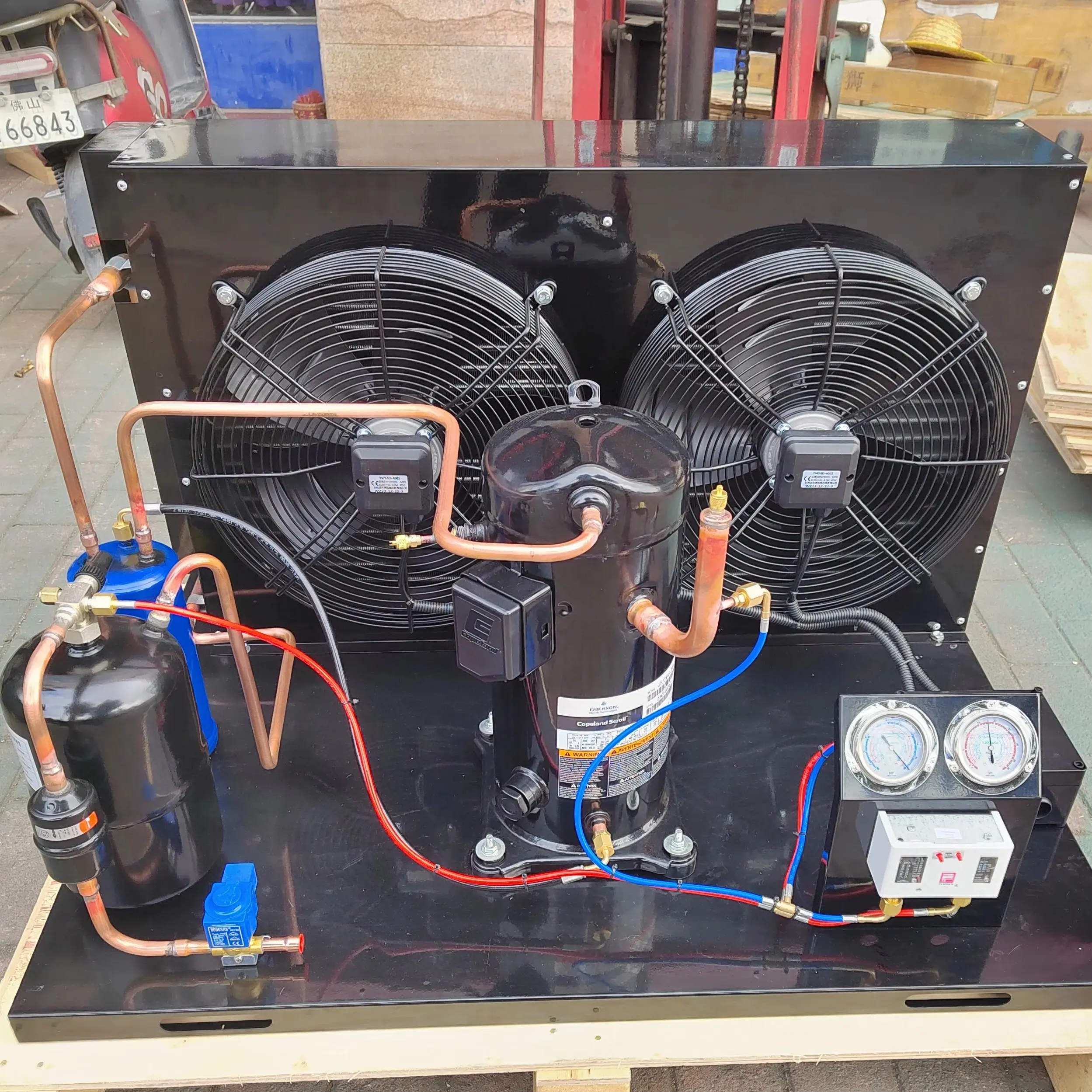 High accuracy and competitive price Air-Cooled Condensing Units with scroll compressors for cold rooms