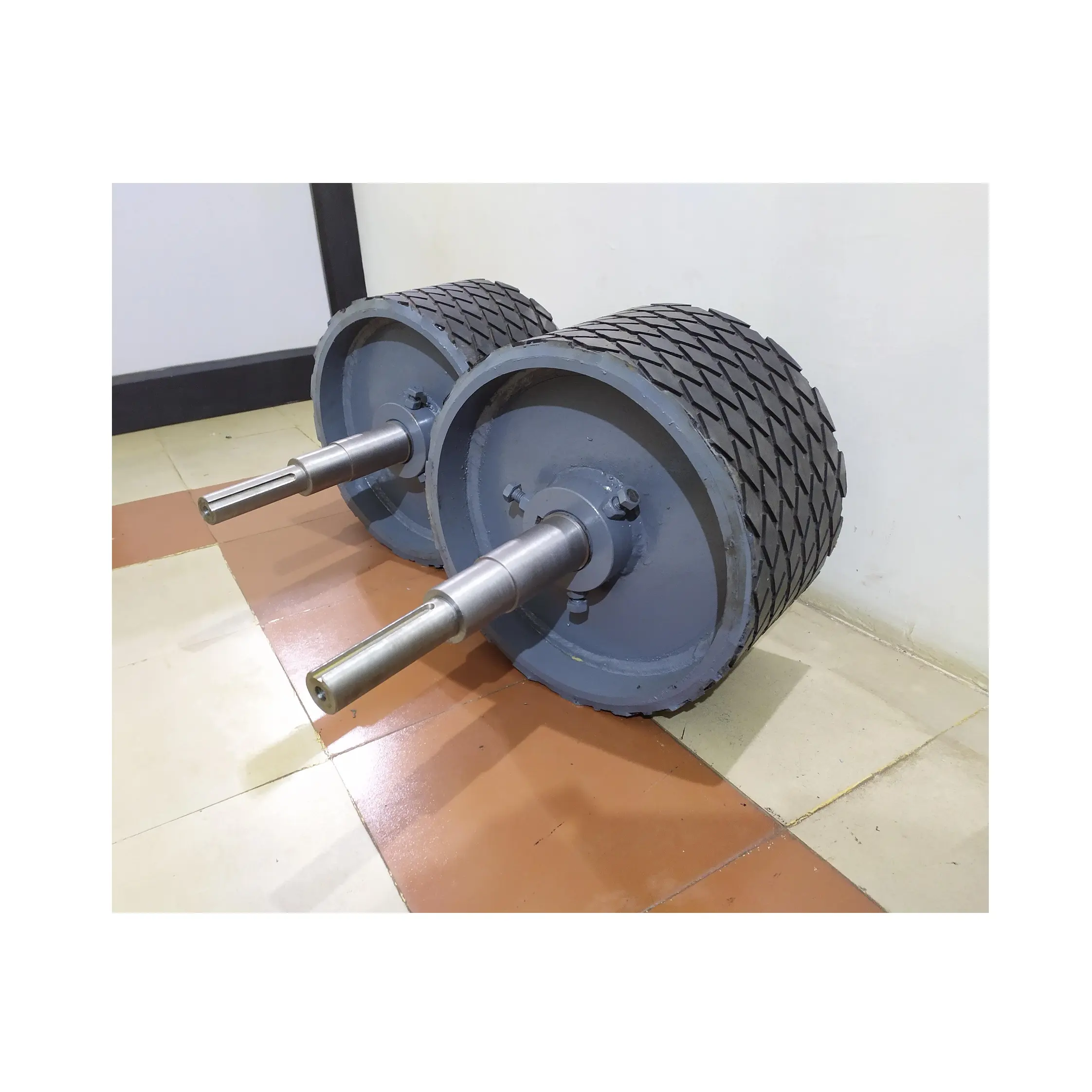 Hot Selling Pressure Pulley Tail Belt Drive Pulley Built out Electric Drum Motor Pulley For Export from India