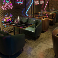 Vintage Industrie-Stil Restaurant-Kartenplatz-Bar-Sofa-Esstisch- und Stuhlkombinationsset für Grill-Tavernen-Milchtee-Cafés
