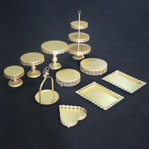 ชุดตั้งโชว์เค้กขนมหวานโลหะสีทองสำหรับงานแต่งงานชุดวางเค้กสุดหรูสำหรับตกแต่ง - Product Image 3