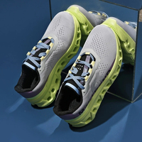 Scarpe da Corsa Retrò da Uomo OEM di Fabbrica, Sneakers Traspiranti in Mesh con Ammortizzazione, Calzature Sportive Versatili e di Tendenza