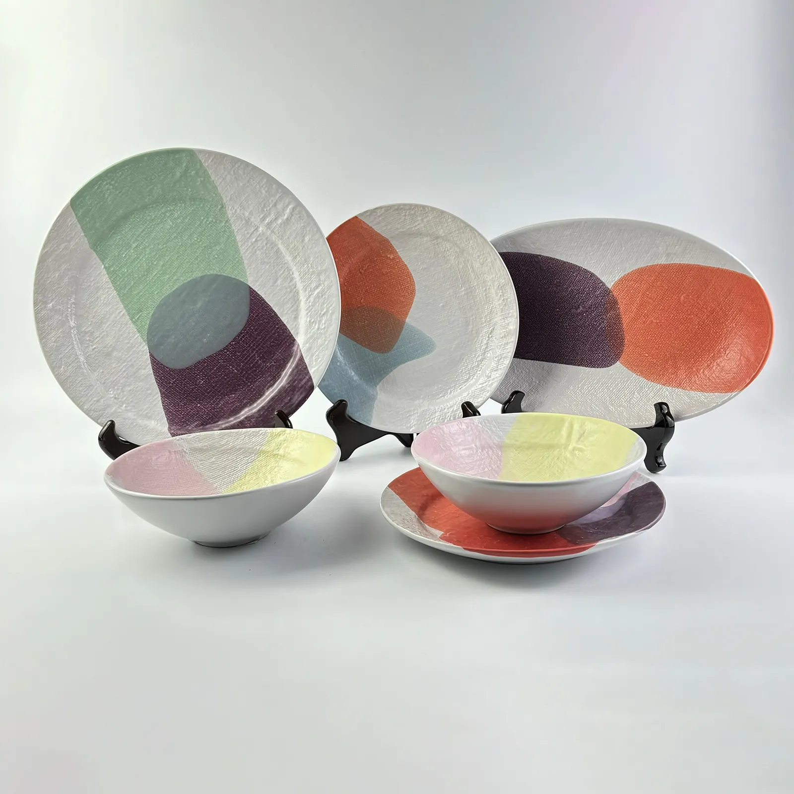 Design unico dipinto a mano moderno Catering personalizzato che serve piatti in porcellana set stoviglie piatto in ceramica