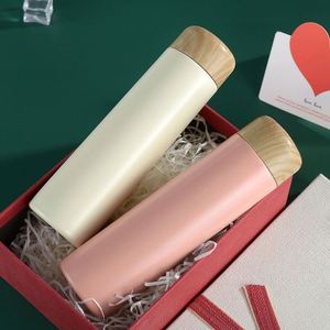 Bouteille Thermos Portable Mini en Acier Inoxydable Isolée de 150ml et 250ml avec Couvercle Effet Bois – Vente en Gros - Product Image 4