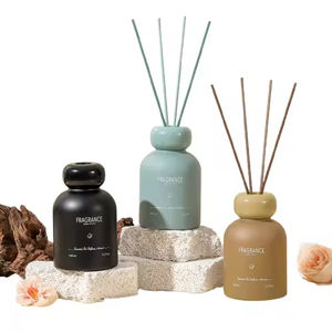 Difusor de Aromas de Lujo en Botella de Vidrio de 150 ml con Nueva Fragancia, Set de Regalo de Perfume Premium para Bodas, Artículo de Lujo Popular - Product Image 1