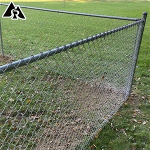 Hot Selling verzinkter Stahl Sportplatz Zaun Netz Basketball platz Fußballfeld Kettenglied Zaun Stadion Zyklon Drahtzaun - Product Image 2