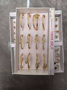 Braccialetto di cristallo sconto No appannamento nessuna dissolvenza senza ruggine gioielli da polso Hot fantasia bracciale misto assortito - Product Image 2