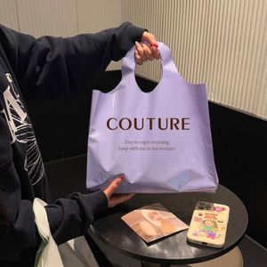 Bolsa de Silicona Personalizada con Asa de Tela No Tejida, Logotipo, Ecológica y de Grado Alimenticio para Uso Promocional - Venta al Por Mayor - Product Image 2