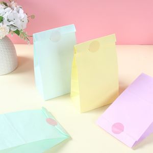 Juego <span class=keywords><strong>de</strong></span> 6 bolsas <span class=keywords><strong>de</strong></span> regalo <span class=keywords><strong>de</strong></span> papel vibrantes con pegatinas, que miden 24*13*8cm para el Día <span class=keywords><strong>de</strong></span> San Valentín Navidad <span class=keywords><strong>Matrimonio</strong></span> Baby Shower - Product Image 1