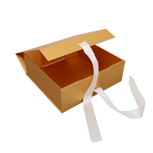 Luxury Packaging <b>Box</b> Custom Cosmetic Perfume Jewelry Product Paper <b>Box</b> Rigid Cardboard Magnetic <b>Box</b> for <b>Clothes</b> - Product Image 3