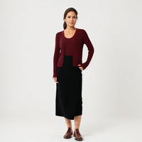 Cardigan en tricot essentiel pour femmes 100% laine coupe ajustée 12GG manteau en tricot thermique à col en V pour le service OEM ODM