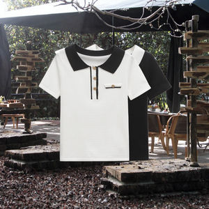 เสื้อยืดแฟชั่นลำลองสำหรับผู้หญิงสีดำคอปกแบบพับลงและแขนสั้นผ้าสแปนเด็กซ์สีทึบระบายอากาศได้ - Product Image 3