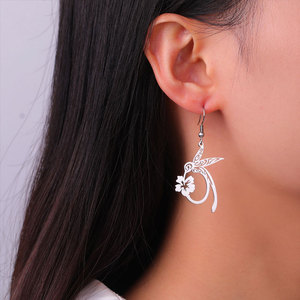 Pendientes de Moda de Alta Calidad con Diseño de Colibrí en Acero Inoxidable 316L, Chapados en Oro PVD de 14k y 18k, para Mujer - Product Image 4