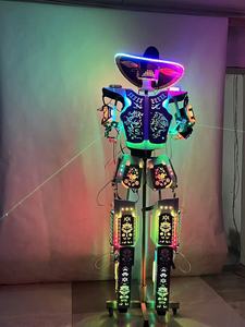 Robot de Escenario Luminoso Portátil con Sombrero de <span class=keywords><strong>Vaquero</strong></span>, Mecha Láser LED RGB con Patrón Hueco para Bares, Desfiles, Eventos Comerciales y Actuaciones en Vivo - Product Image 5