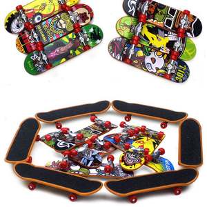 Mini Fingerboard de Plástico con Diseño Personalizado OEM, Juguete Novedoso, Mini Fingerboard Teck Deck, Finger Skateboard - Product Image 5