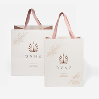 Sacs à parfum personnalisés et boîtes d'expédition imprimées avec logo pour la promotion personnalisée de designers, sacs en papier recyclable